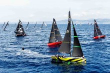 La bahía de Palma volvió a llenarse de velas con las regatas de las distintas cl