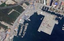 El actual varadero de Ibiza queda en un espacio muy céntrico del puerto y el Pla