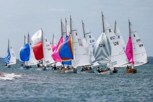 En la Cowes Week también hay numerosas clasificaciones para  distintos monotipos