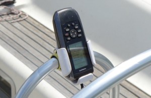 Mar Abierto - En caso de 'blackout' electrónico, el GPS73 de Garmin lleva la nav