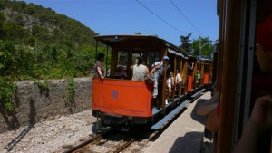 El viejo tren que sube hasta Soller