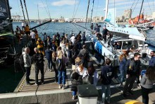 Mar Abierto Máxima actividad en los pantalanes de Alicante a pocas horas de la s